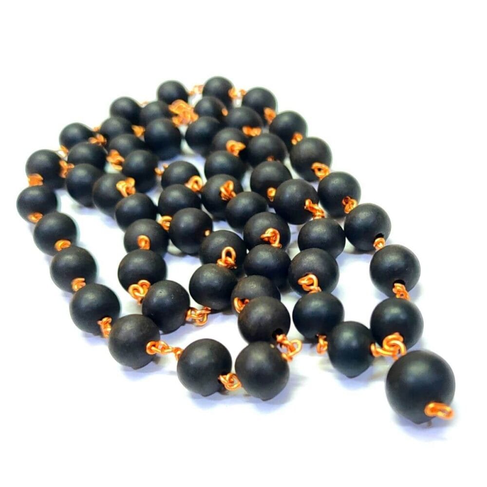 கருங்காலி மாலை